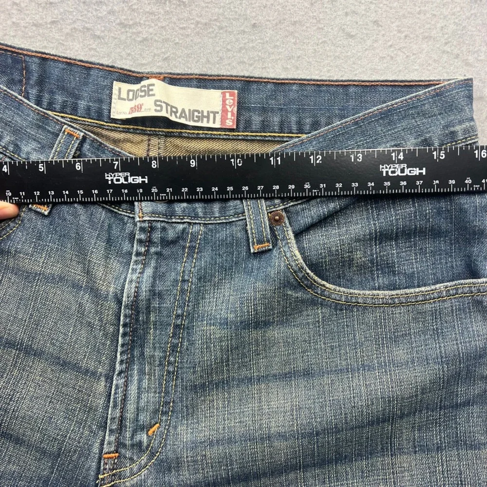 Vintage Levis 569 Loose Straight Denim Shorts Mens 32 Blue Medium Wash Jean Y2K